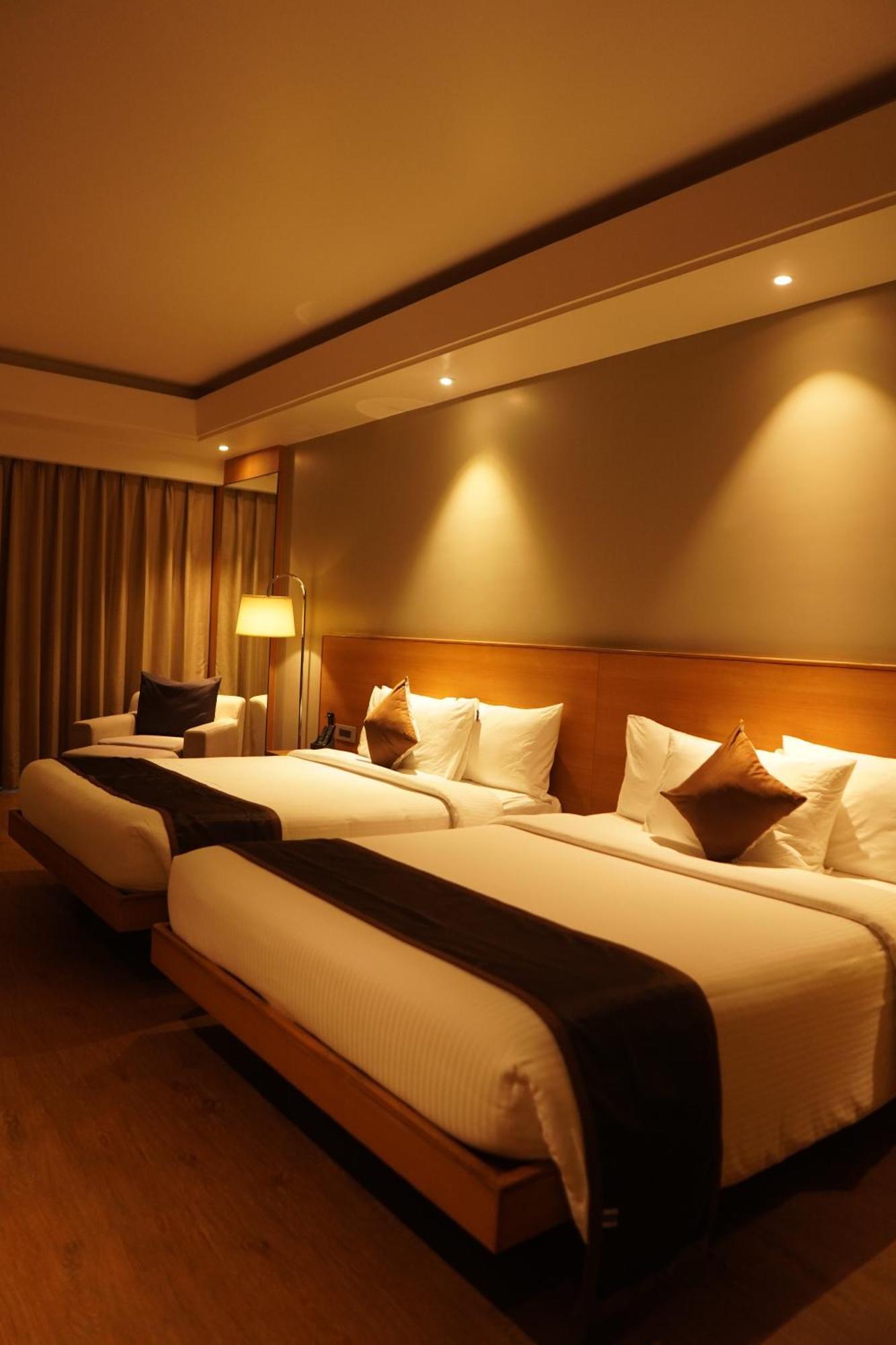 Kiranshree Grand Hotel Guwahati Exterior foto