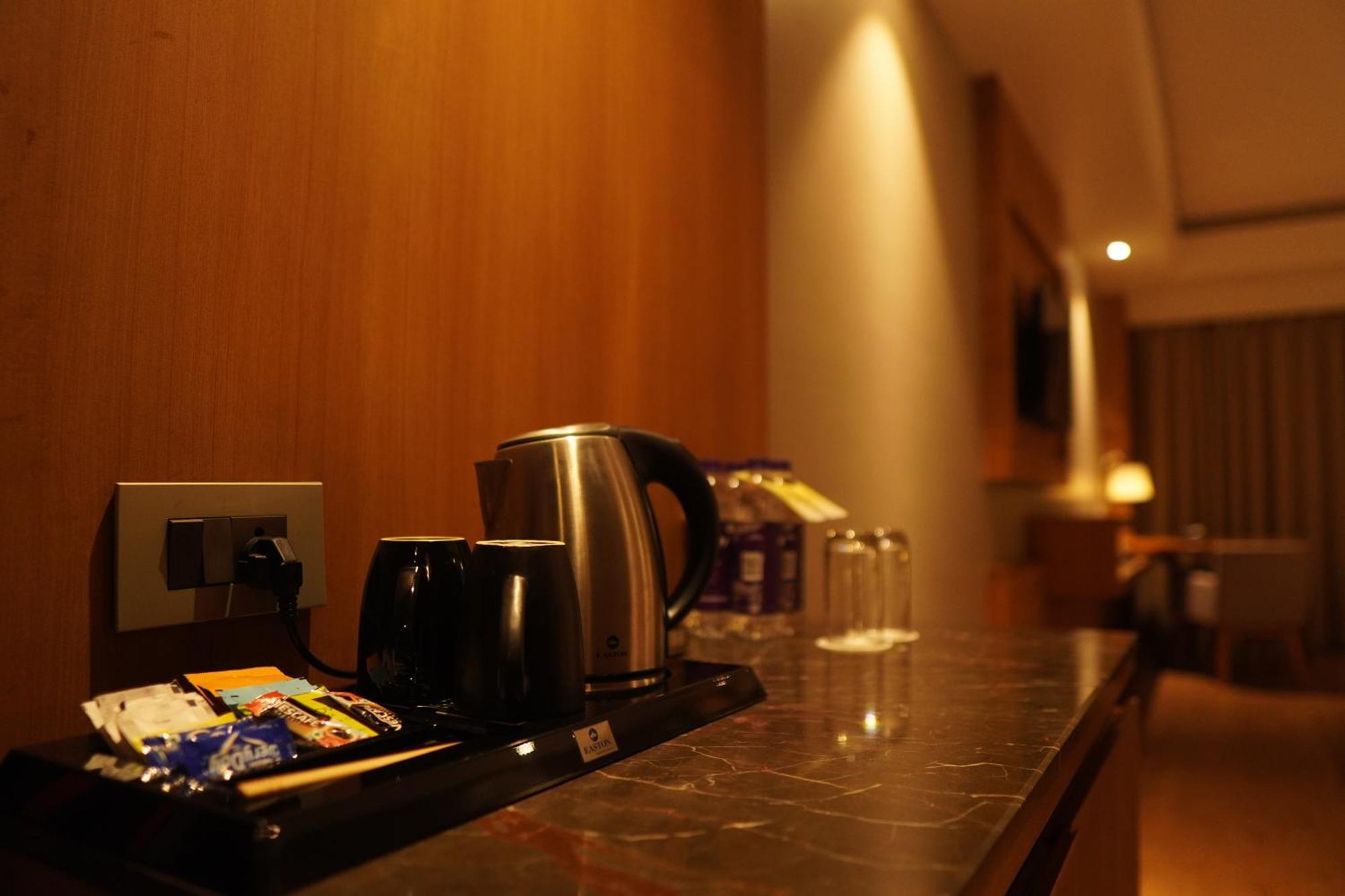 Kiranshree Grand Hotel Guwahati Exterior foto