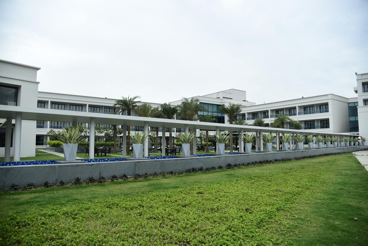 Kiranshree Grand Hotel Guwahati Exterior foto