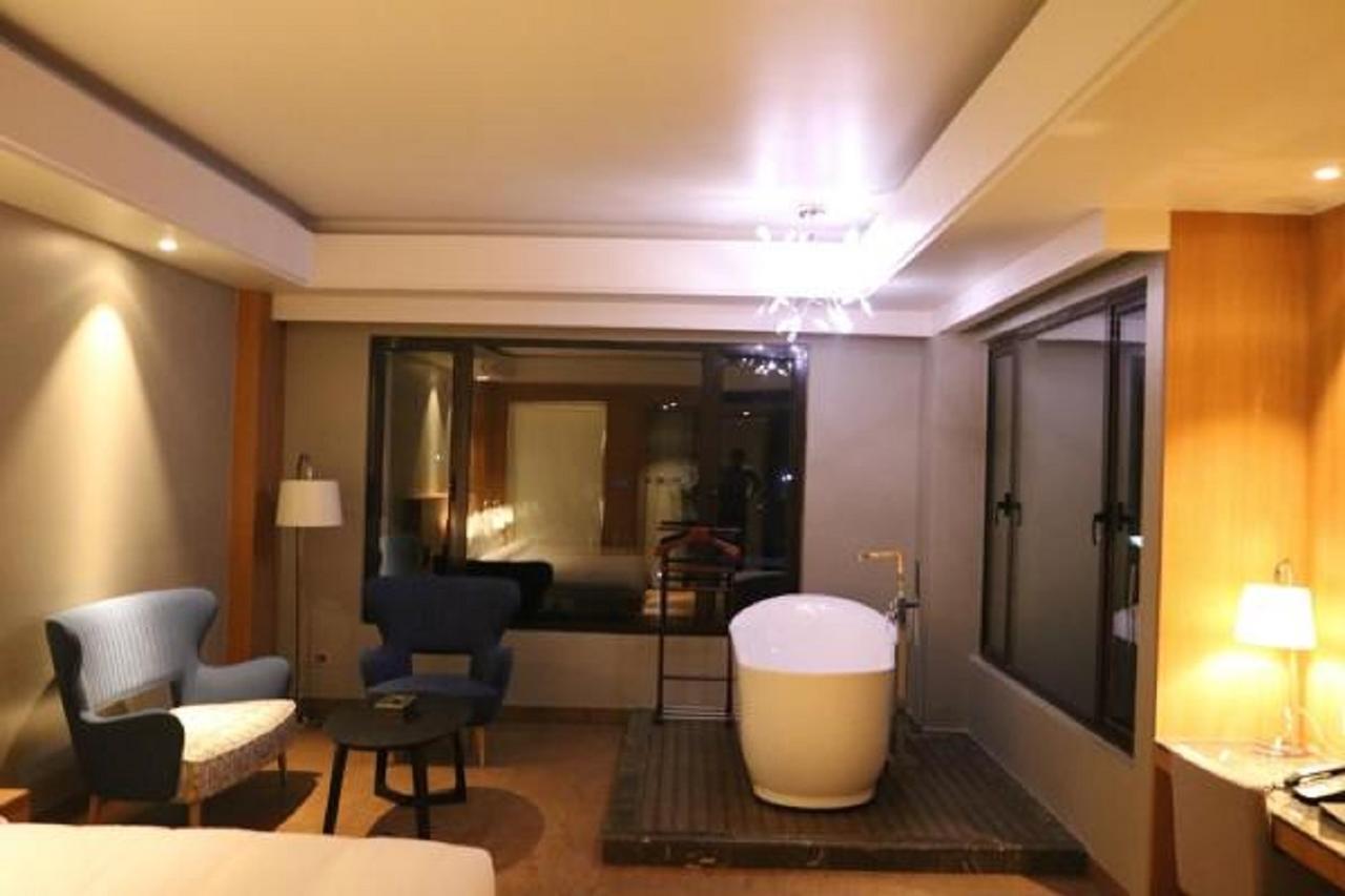 Kiranshree Grand Hotel Guwahati Exterior foto
