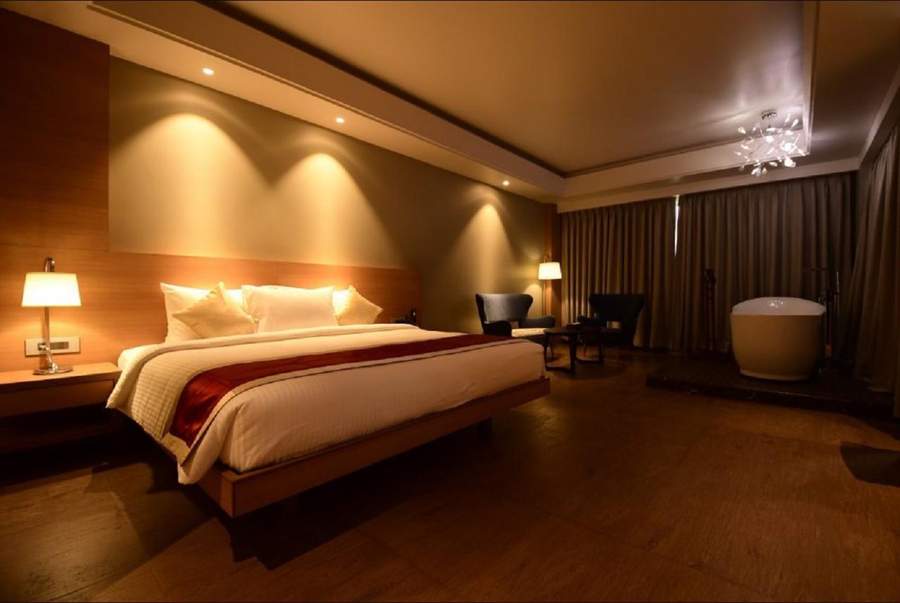 Kiranshree Grand Hotel Guwahati Exterior foto